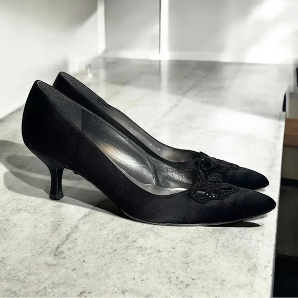 Stuart Weitzman Satin 3” Heels Size 8 Rhinestones Cutout Vintage Y2K Black - Picture 1 of 10